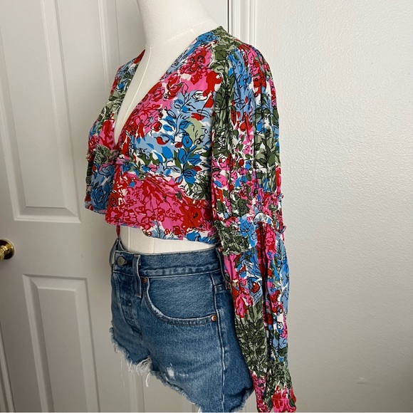 S/W/F Nova Crop Top in Bloom - Picture 5 of 10